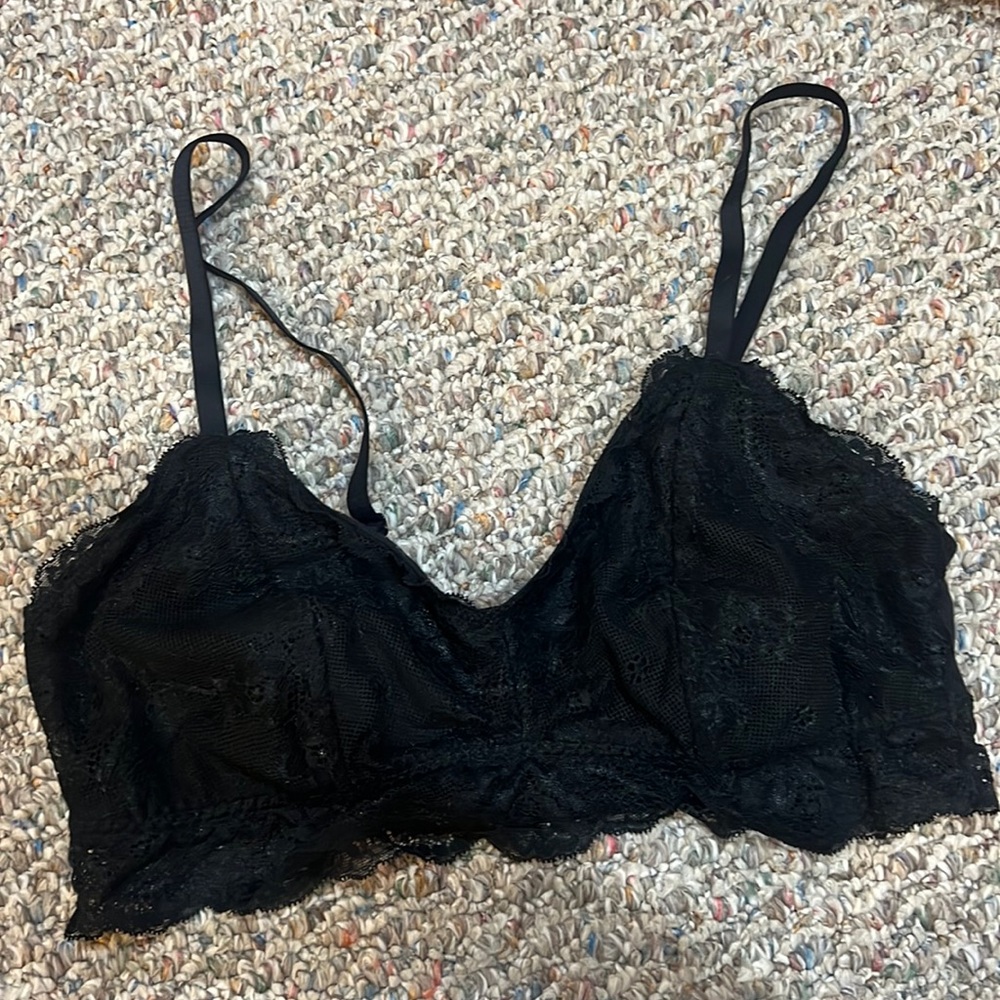 Black lace bralette